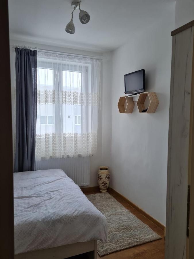 Dddd Apartament Cavnic Exterior foto